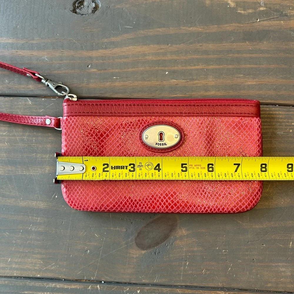 Fossil Red Suede Snakeskin‎ Wristlet Purse Wallet Zip Around Credit Card